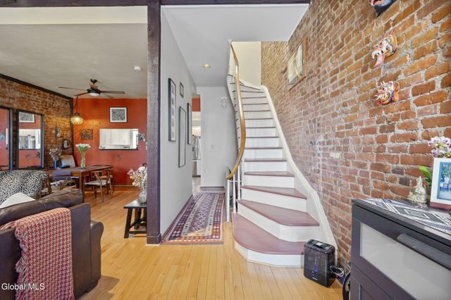 64 Elm Street, Albany, NY 12203