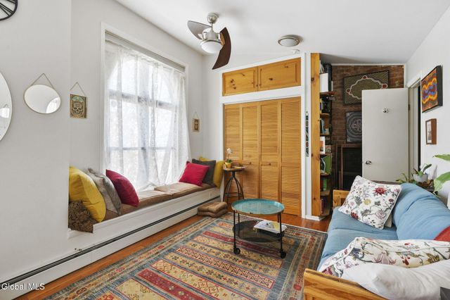 64 Elm Street, Albany, NY 12203