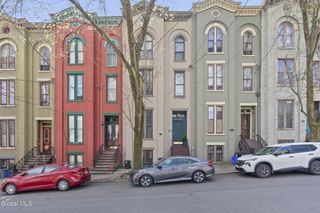 64 Elm Street, Albany, NY 12203