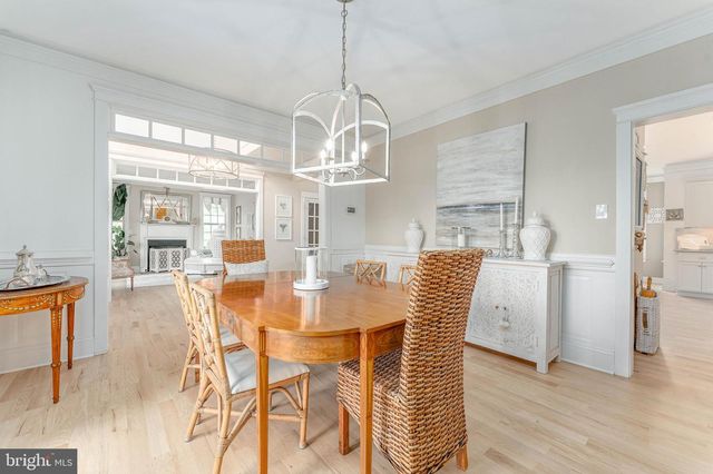 1051 SAINT MATTHEWS RD, Chester Springs, PA 19425