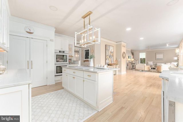 1051 SAINT MATTHEWS RD, Chester Springs, PA 19425