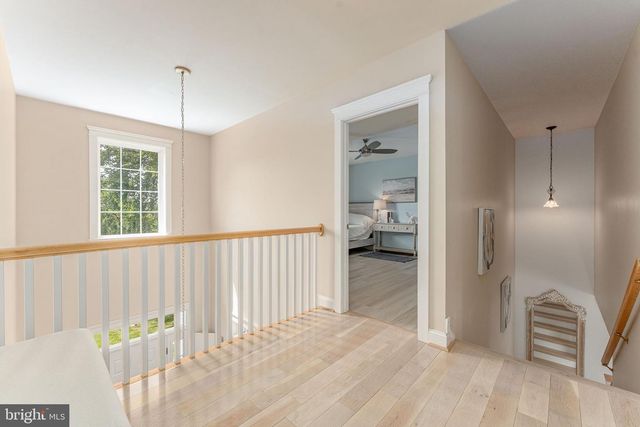 1051 SAINT MATTHEWS RD, Chester Springs, PA 19425