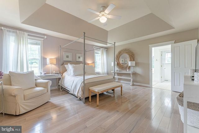 1051 SAINT MATTHEWS RD, Chester Springs, PA 19425