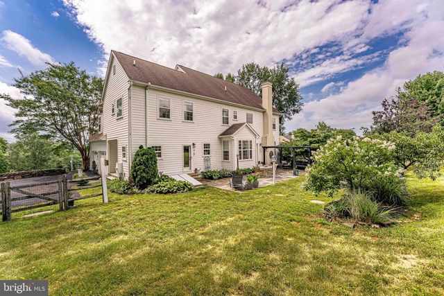 1051 SAINT MATTHEWS RD, Chester Springs, PA 19425