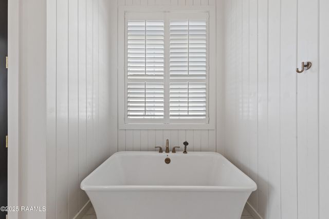 124 Breakers Way, Scott, LA 70583