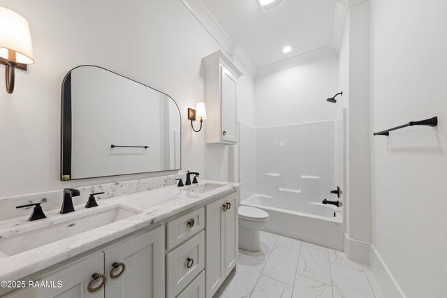 124 Breakers Way, Scott, LA 70583