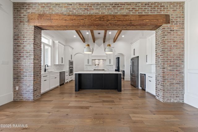 124 Breakers Way, Scott, LA 70583