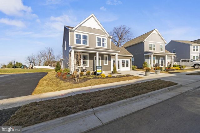 135 TAFT AVE, Ranson, WV 25438