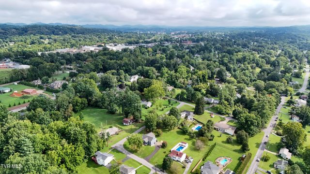 201 East Road, Bristol, TN 37620