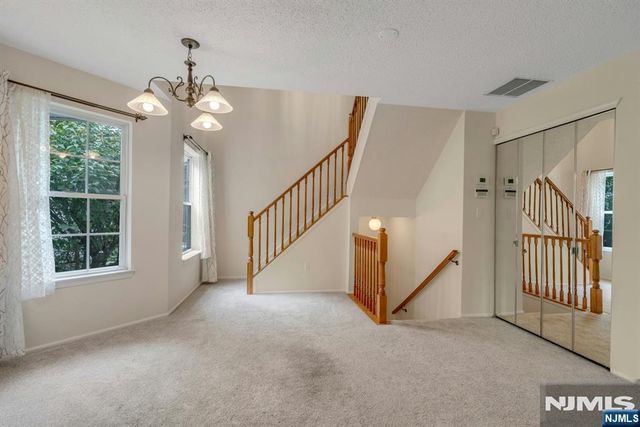 1121 Hyde Park Court, Mahwah, NJ 07430