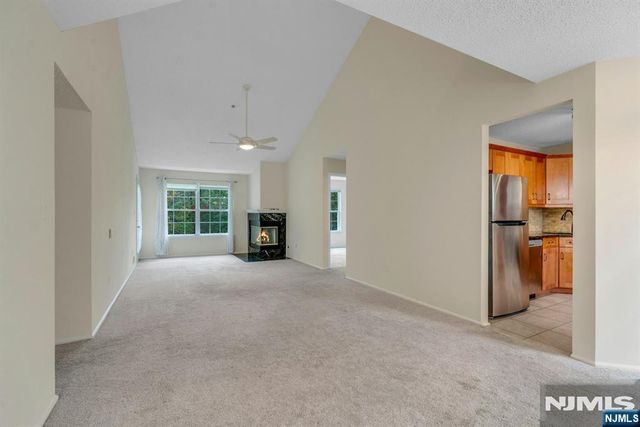 1121 Hyde Park Court, Mahwah, NJ 07430