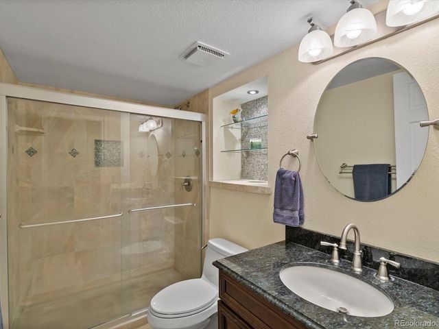 5860 W Atlantic Drive, Lakewood, CO 80227