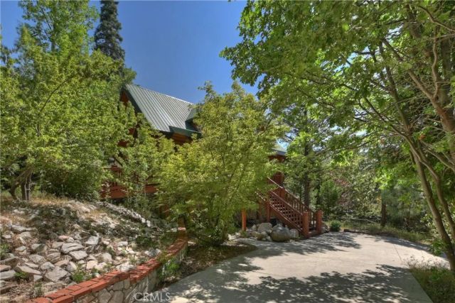 29729 Katharine, Cedar Glen, CA 92321