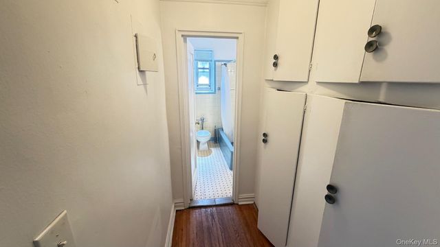 61-41 Saunders Street B67, Rego Park, NY 11374
