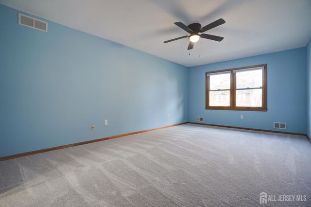 11 LENOX Street, Edison, NJ 08817