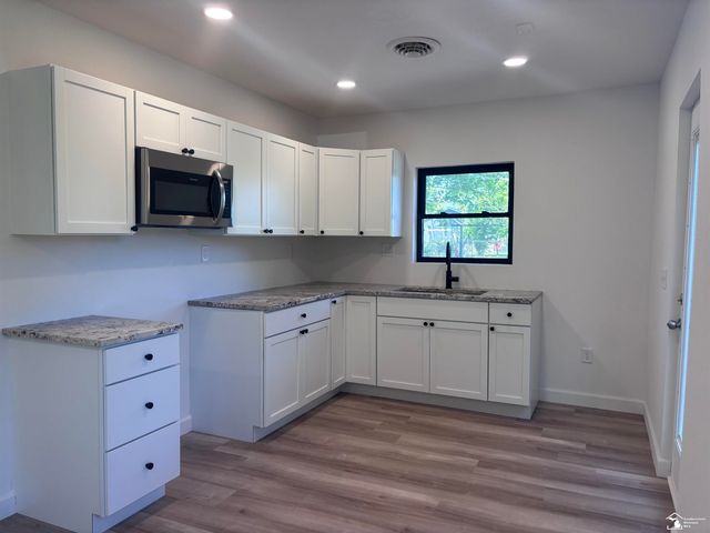 1230 Bacon Street, Monroe, MI 48161
