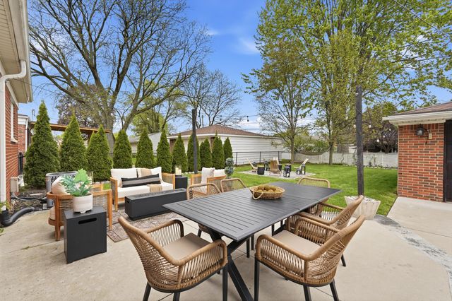 32900 Hees Street, Livonia City, MI 48150