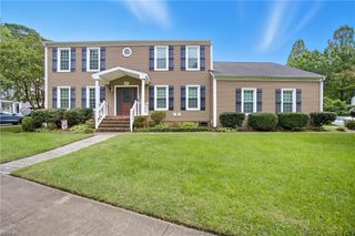 452 Thalia RD, Virginia Beach, VA 23452
