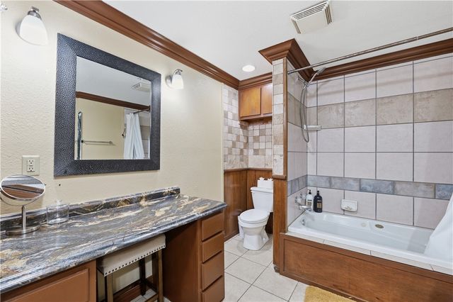 16602 N Willow Drive, Rogers, AR 72756