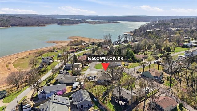 16602 N Willow Drive, Rogers, AR 72756