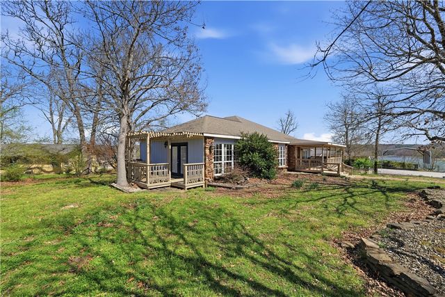 16602 N Willow Drive, Rogers, AR 72756