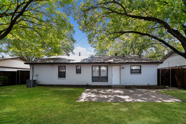 12112 Eunice Street, Farmers Branch, TX 75234