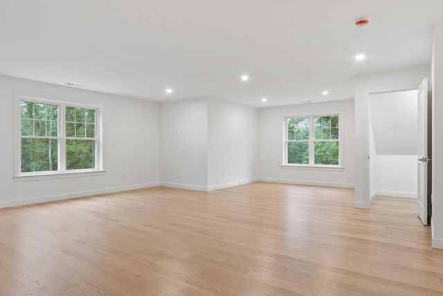1 Ignatius Common Drive, Northborough, MA 01532