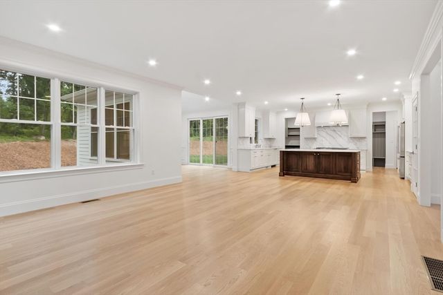 1 Ignatius Common Drive, Northborough, MA 01532