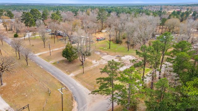4 Catechis Road, Huntsville, TX 77320