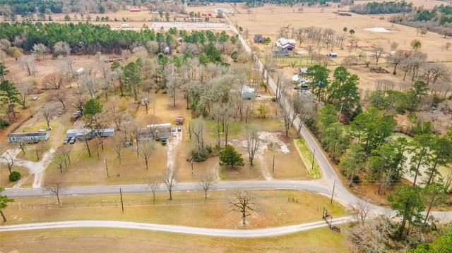 4 Catechis Road, Huntsville, TX 77320