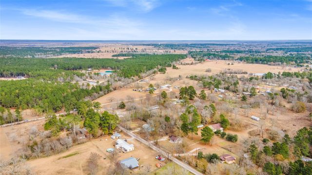 4 Catechis Road, Huntsville, TX 77320