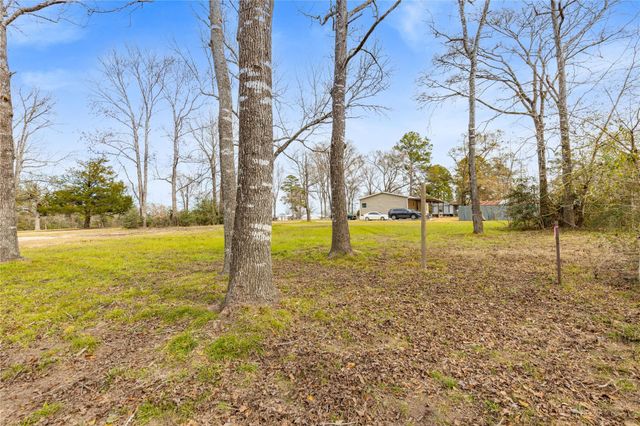 4 Catechis Road, Huntsville, TX 77320