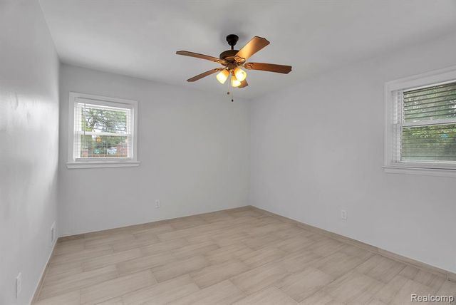 1411 Meadowlane Street, Inkster, MI 48141