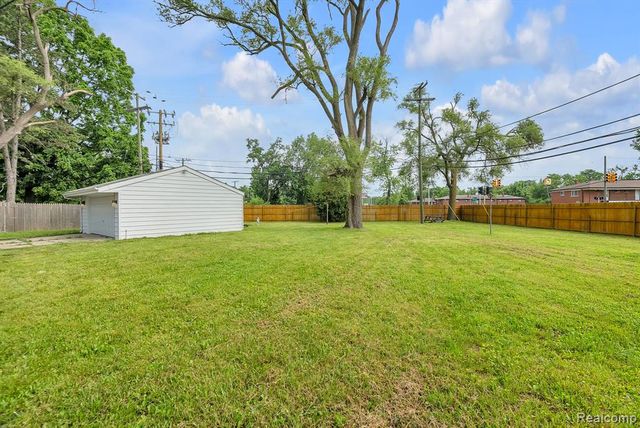 1411 Meadowlane Street, Inkster, MI 48141