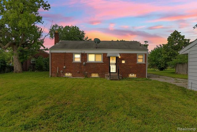 1411 Meadowlane Street, Inkster, MI 48141