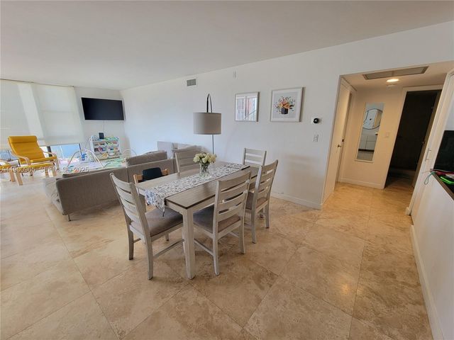 20379 W Country Club Drive 539, Aventura, FL 33180