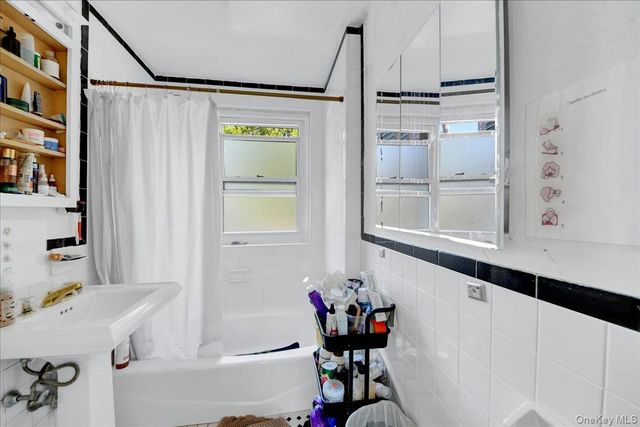 308 W 234th Street, Bronx, NY 10463