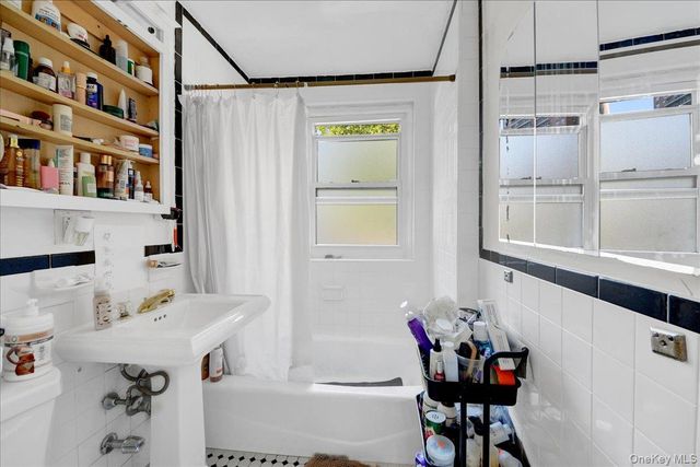 308 W 234th Street, Bronx, NY 10463