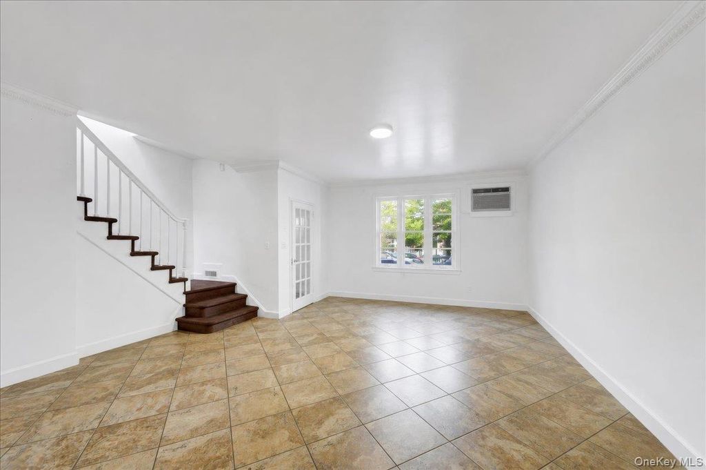 308 W 234th Street, Bronx, NY 10463 — photo 3