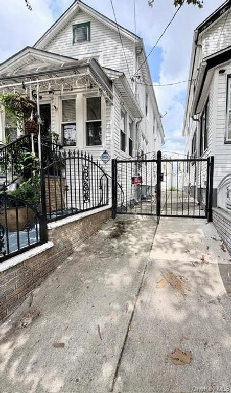 107-11 114th Street, Richmond Hill S., NY 11419 — photo 2