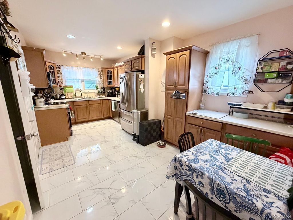 107-11 114th Street, Richmond Hill S., NY 11419 — photo 4