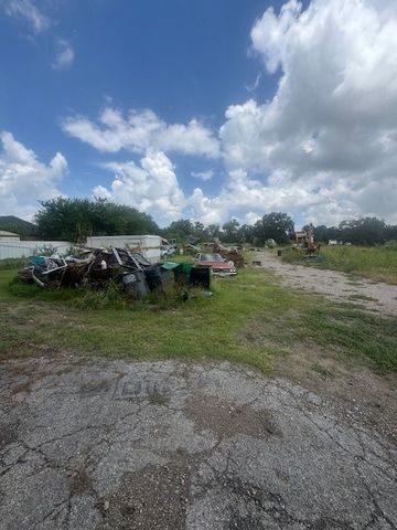 11543 Ravenview Road, Balch Springs, TX 75180