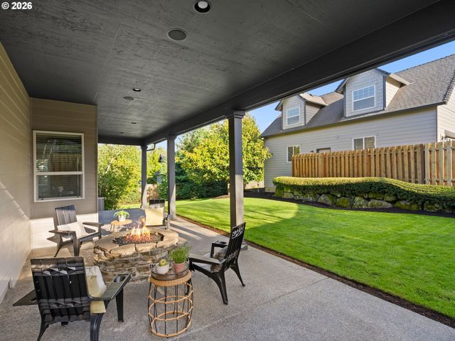 4556 Sw TAYLORS FERRY Rd, Portland, OR 97219