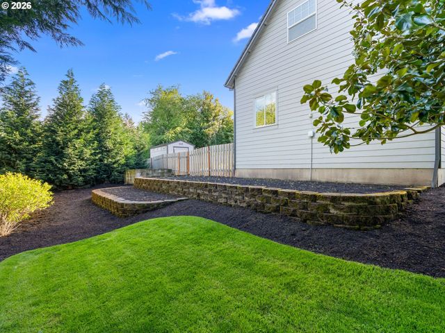 4556 Sw TAYLORS FERRY Rd, Portland, OR 97219