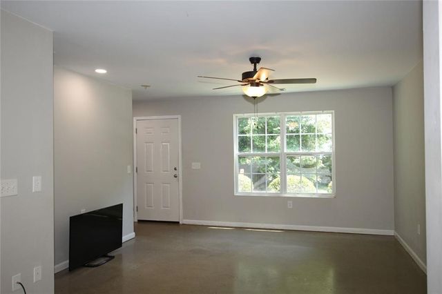 40 Cleves Way, Dahlonega, GA 30533