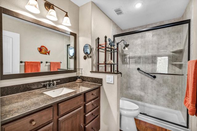 604 Highcrest DR 322, Granite Shoals, TX 78654