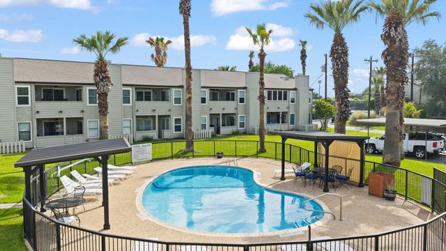 604 Highcrest DR 322, Granite Shoals, TX 78654