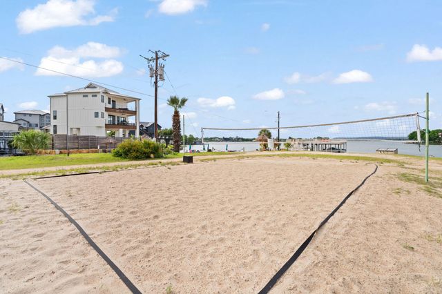 604 Highcrest DR 322, Granite Shoals, TX 78654