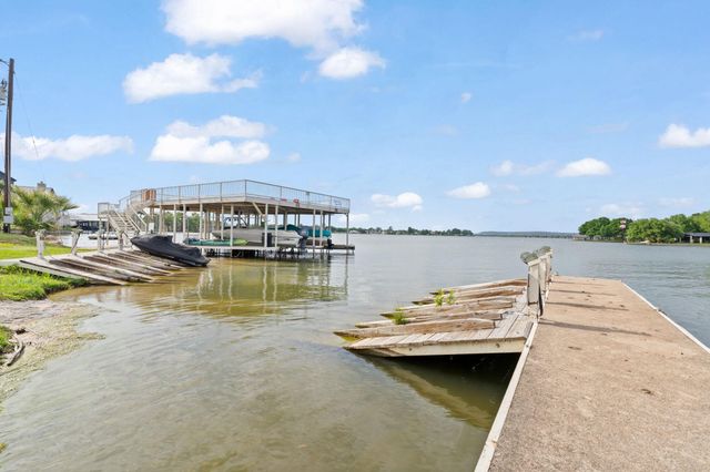 604 Highcrest DR 322, Granite Shoals, TX 78654
