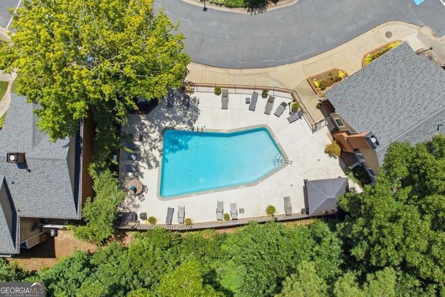 7500 Roswell Road 6, Sandy Springs, GA 30350